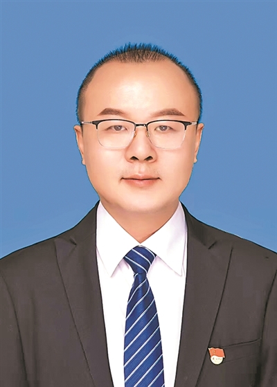 义勇为模范候选人新利娱乐全国见(图1)