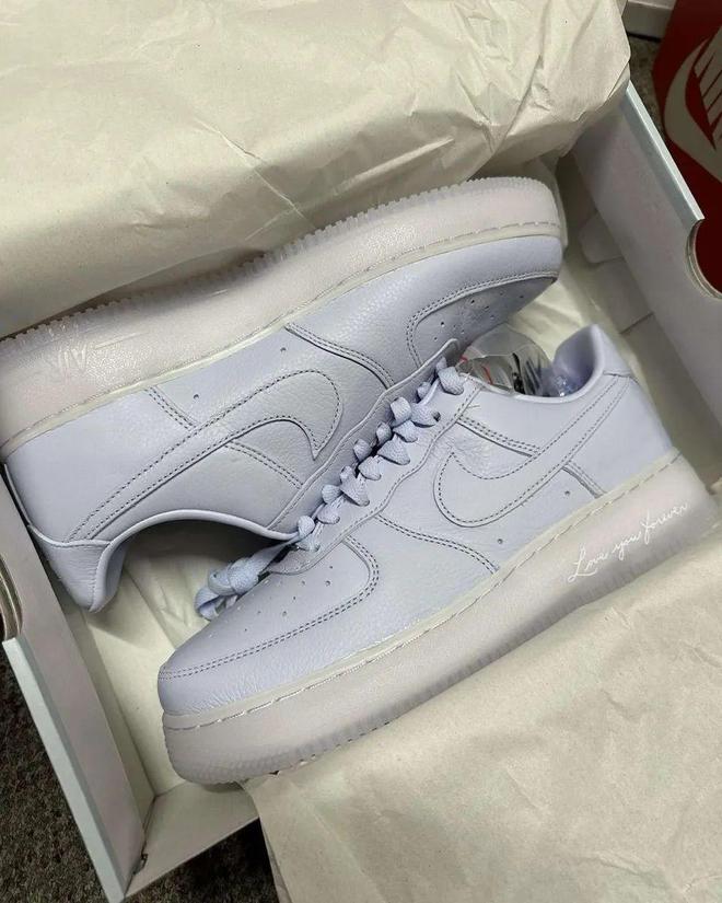 新联名曝光  国区同步HAL x ASICS 联名官宣！新利体育网站登录调色盘开启！Drake x Nike 最(图4)