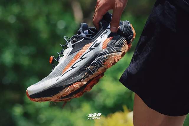 X PRO 解锁山野竞速新体验精英跑山唯快不破！FUGA E(图4)
